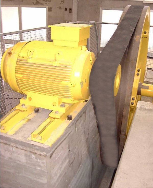 Marble Saw Power transmission